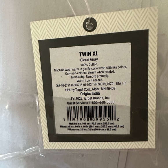 Light Grey Sheets - Picture 3 of 4